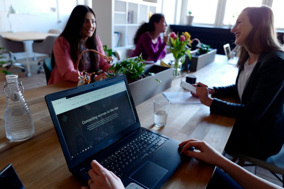 Online Marketing Lernprozess mit Dozentenbegleitung